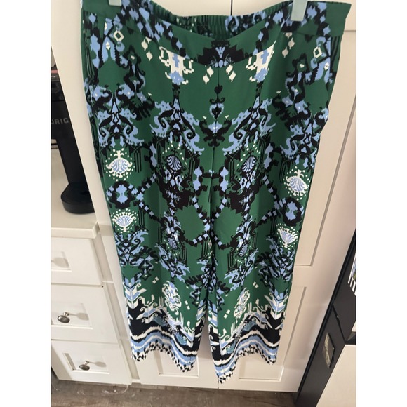 Chico's Pants - Chicos Green Ikat Damask Print Wide Leg Pants Womens 1.5 US 10 Elastic Waist